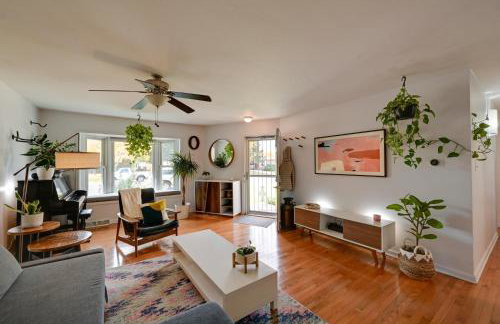 < 7 Mi to Dtwn: Denver Home w/ Large Yard! - Photo 1