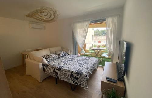 De la pinède a la plage vue mer - Foto 7