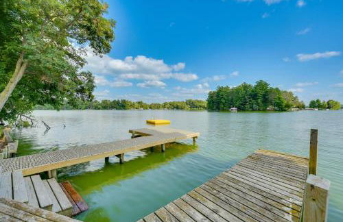 Lakefront Chetek Vacation Rental with Private Dock! - Foto 2