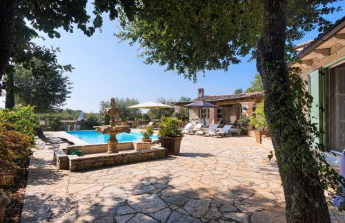 Villa Karim near Poreč with large garden & 50 m2 private pool - Foto 42