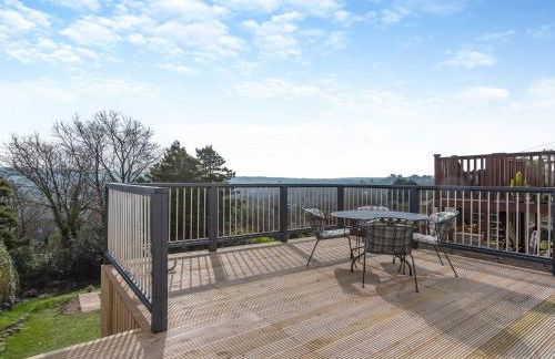 The Laurels - Photo 2