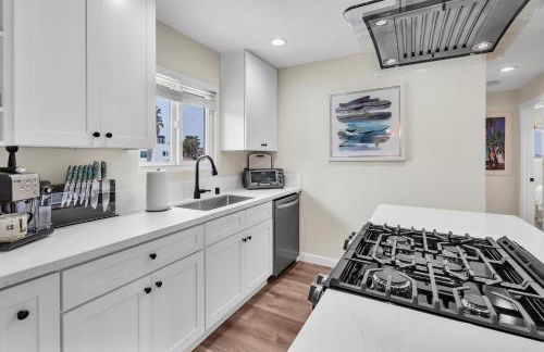 Ultimate Oceanside Retreat | Tower 9 Across from the Beach - Foto 37