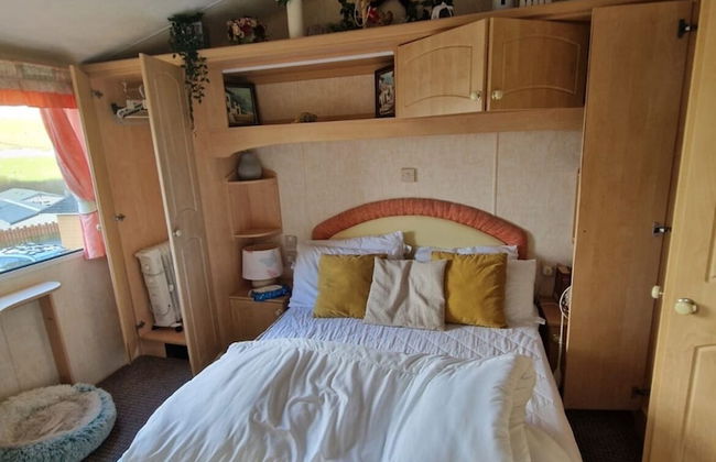 Lovley Sea Viev 2 Bedroom Caravan in Clarach Bay - Foto 3