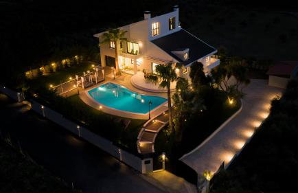 Gregorys Private Luxury Villa with Heated Pool & Gardens - Foto 33