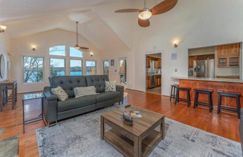 Private Dock Lake Views & Outdoor Fun - Foto 8