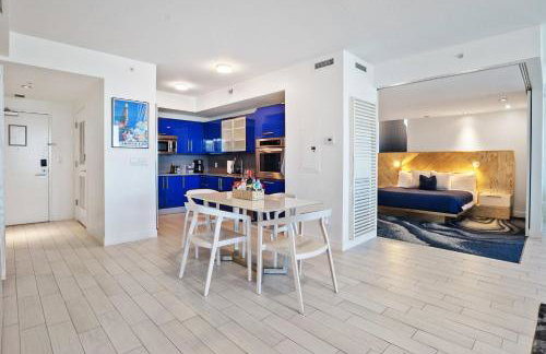 23rd Floor W 2BR with Den, Ocean Views, Sleeps 8 - Foto 4