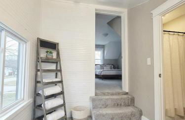 Sweet Cottage near Downtown DSM - Foto 31