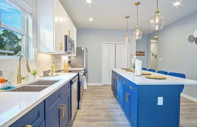 Lovely & Charming 4br/2.5ba Near Downtown's Prime - Foto 11