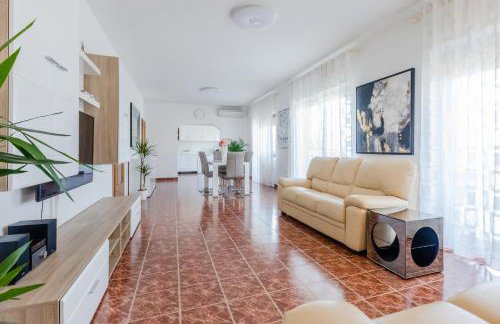 Apartments Zdenka - Photo 9