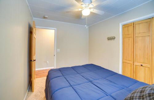 Manistique Lake Retreat with Dock! - Foto 22