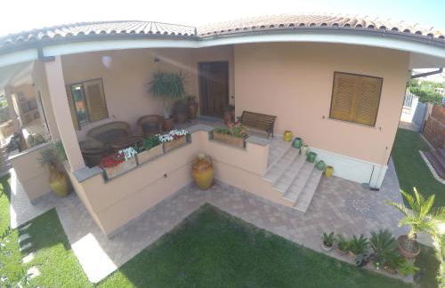 VILLA NEVADA Esclusiva con PISCINA Privata, Il Tuo Angolo di Pace a 5 Minuti dal MARE e 20 Minuti da ROMA - Photo 33