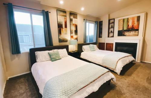 Coastal Retreat - Just Steps to the Beach - Foto 13