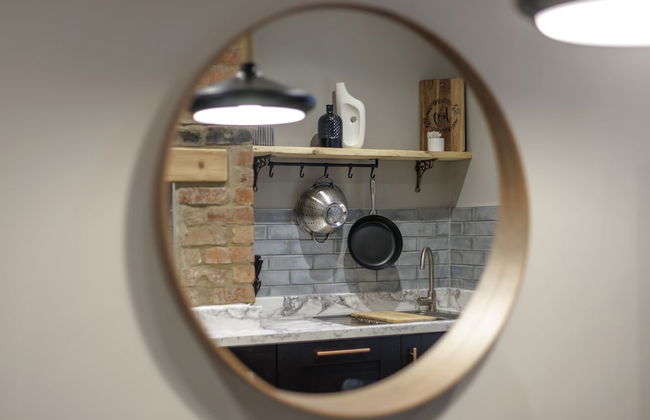 Beautiful 3 Bed House - Habita Property - Photo 18