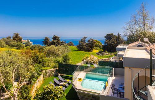 Villa Iris - Photo 2