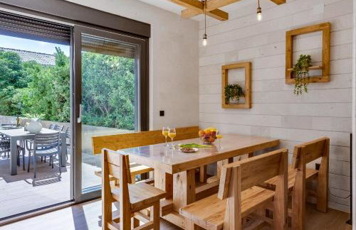 Terra Maiorum -12 person private Villa - heated pool and water massage - Foto 40