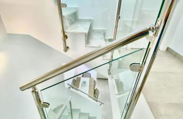 CHALET CON PISCINA PRIVADA EN LA URB. DE PUERTO REY - Foto 11