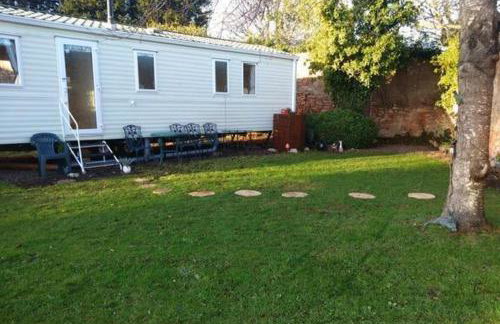 Cabin 6 sleeps 6 Patio Pets Edinburgh Festival - Foto 8