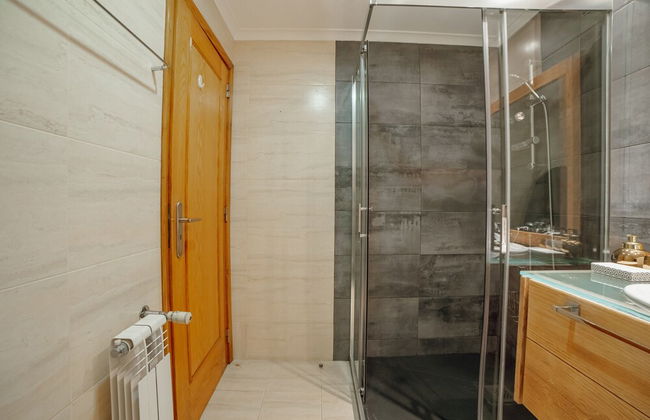 Arcozelo Pool Garage by Vacationy - Photo 10