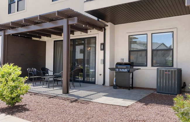 Coral Paradise Community Pool - Photo 44