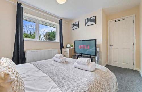 Spacious 3-Bed Home with Driveway Parking - Gloucester - Foto 28