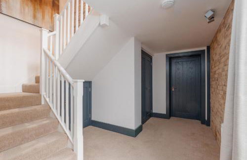 Chalice Close by Grandeur Property - Foto 25