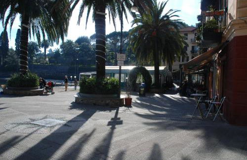 Beachfront, seaview and terrace - Portofino Gulf - Foto 23