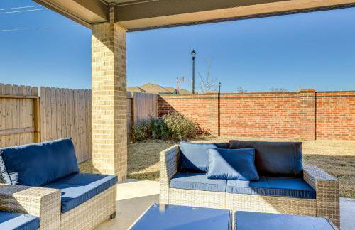 Patio and Fenced Yard Quiet Home in Katy! - Foto 21