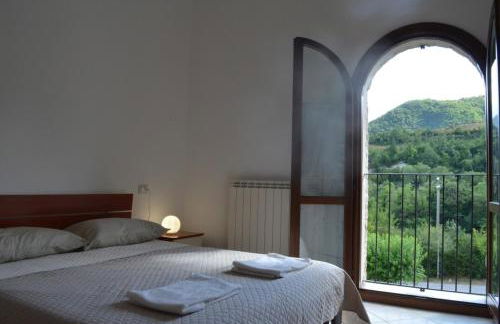 Oasi di Piobbico Piscina con Vista sul Monte Nerone - Foto 18