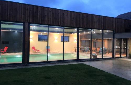 Chalet authentique à Clermont-Créans avec piscine partagée - Photo 12