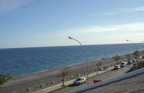 Mirone Apartment FRONTE MARE beachfront house - Foto 12