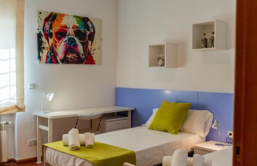 Casa Chalet Villa con piscina, jardín y aire acondicionado cerca de Valencia en La Eliana-L'Eliana - Foto 8