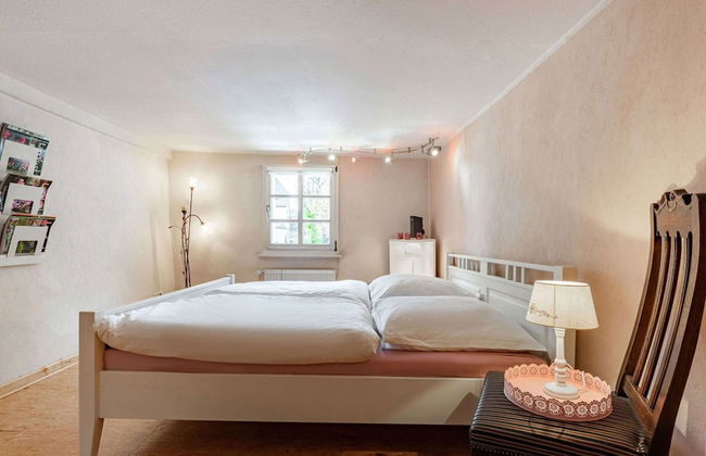 Romantic Holiday Home in Schleiden on the Village Square - Foto 7