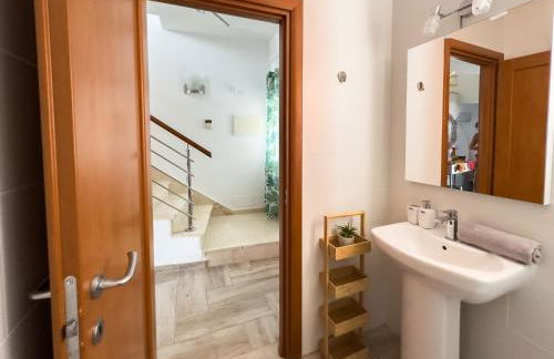 Tranquil 2BR Private Heated Pool with Ocean Views & Cinema Room - Foto 37