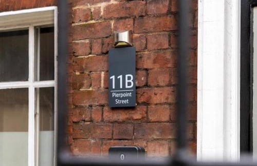 6 BR 4 Bath Central Worcester Sleeps 12 - Foto 16