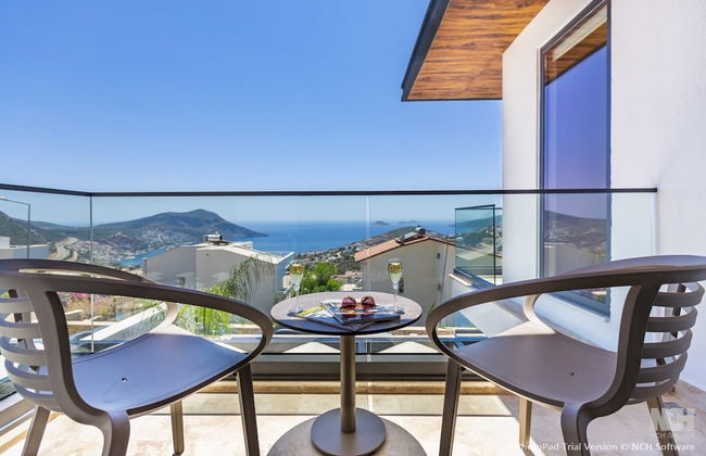 Luxurious 3 bed Villa Located in Kasantalya Turkey With Private Pool and gym - Photo 13