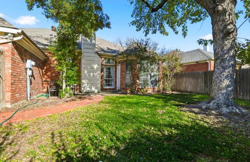 Bright and Cozy 4B Retreat in Frisco - Foto 41
