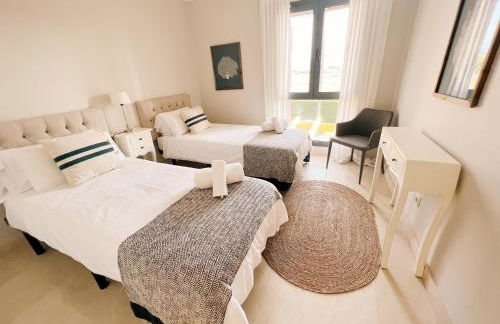 Sotogrande Alboaire- Waterfront luxury 4 bedroom Apt in the Marina of Sotogrande - Foto 15