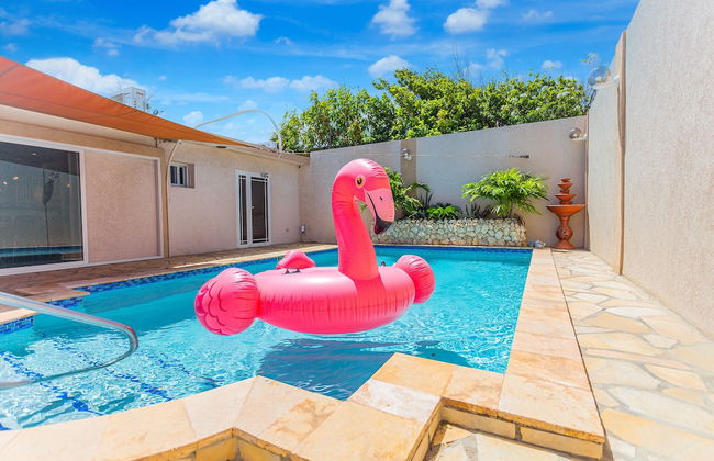 Large Villa With View! Private Pool Free Utilities! - Photo 26