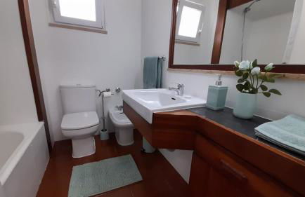 Carcavelos Surf Beach House - Photo 10