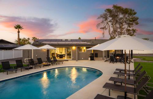 5 BR with Heated Pool, Fire Pit, BIG Backyard in Paradise Valley - Foto 49