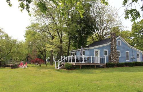 Pet-Friendly Cozy Lake Cottage and Kayaks! - Foto 9