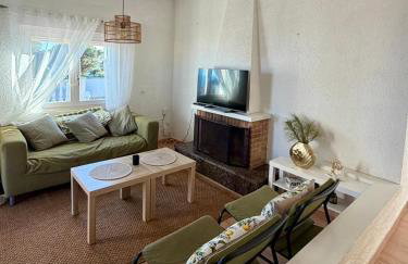 2 homes, pool and beautiful ocean view! - Foto 68