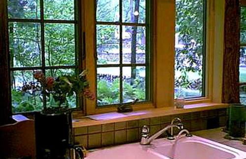 All Season Romantic One-Room Cabin on Moody Pond, in Upstate New York - Foto 8