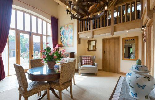 Gorgeous English Country Barn - Foto 32