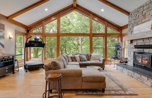 Woodhaven Retreat - Photo 1