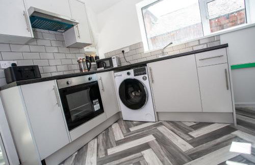 Modern 4BR Home in Dudley - Foto 18