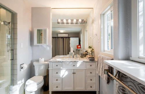 Movie Colony Oasis - Peaceful Walk to Downtown - Foto 102