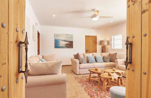 Secluded 6 Bedroom Retreat in Ibiza, 1033 - Foto 22