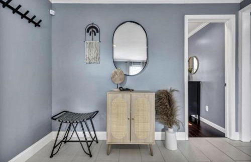 Swim and Relax In our Pool and Hot Tub and Recently Renovated - Foto 25