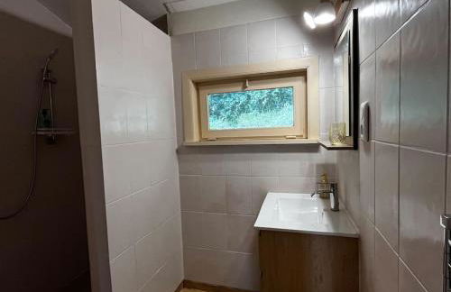 Gîte 6 personnes dans un écrin de verdure avec vue - Foto 8